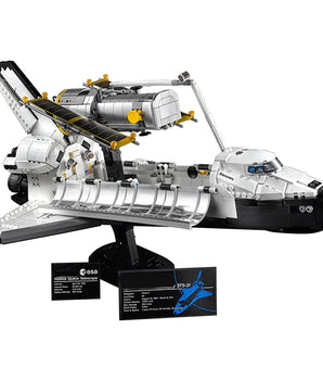 2354 PCS  Space Shuttle Discovery Model Assemble